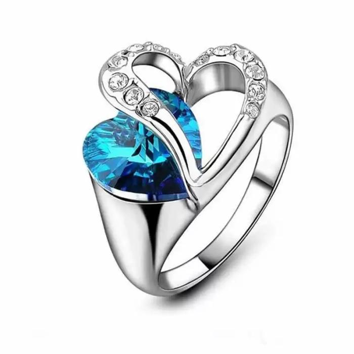 i Uddokta - Blue Heart Finger Ring- Silver and Blue
